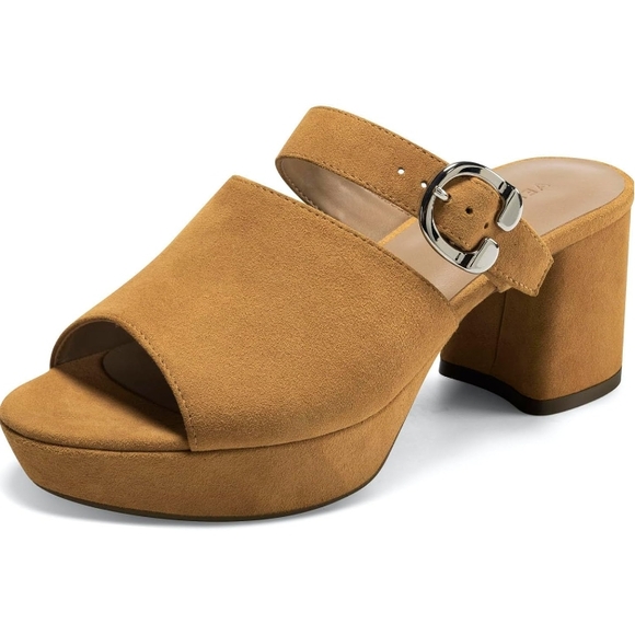 AEROSOLES Shoes - NWT.Tan Suede Block Heel Mules.Size 9.5